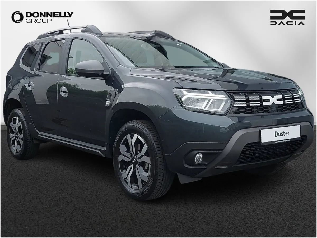 Dacia Duster Estate Journey - Image 1
