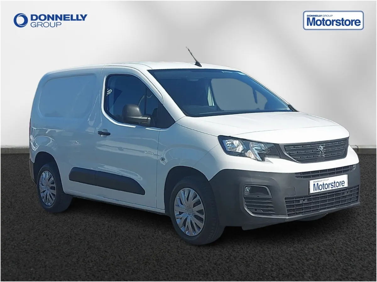 Peugeot Partner Standard Diesel Professional - Image 1