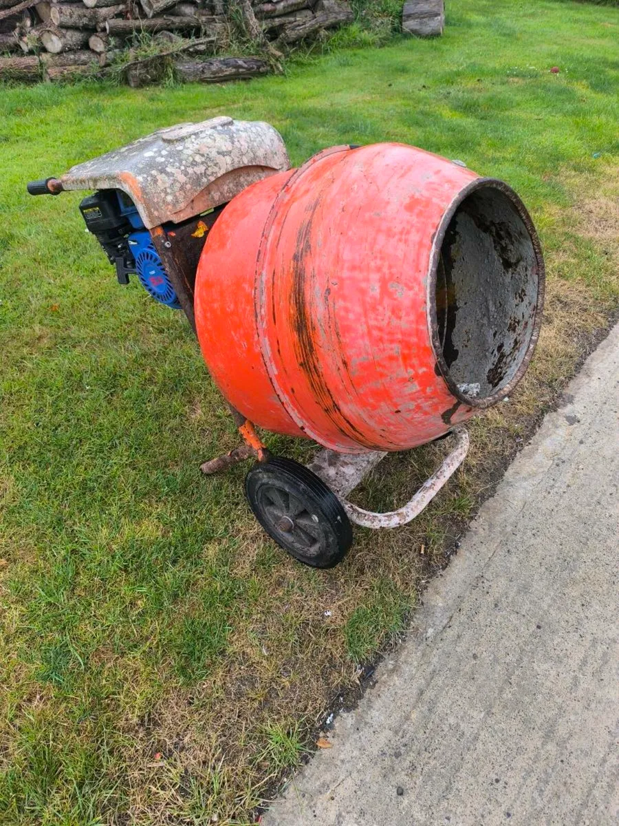 Belle cement mixer - Image 1