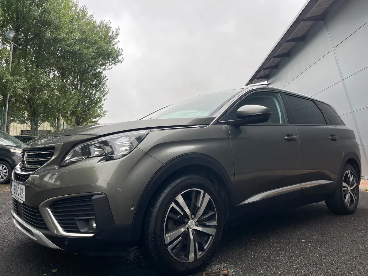 Peugeot 5008 2018 - Image 2