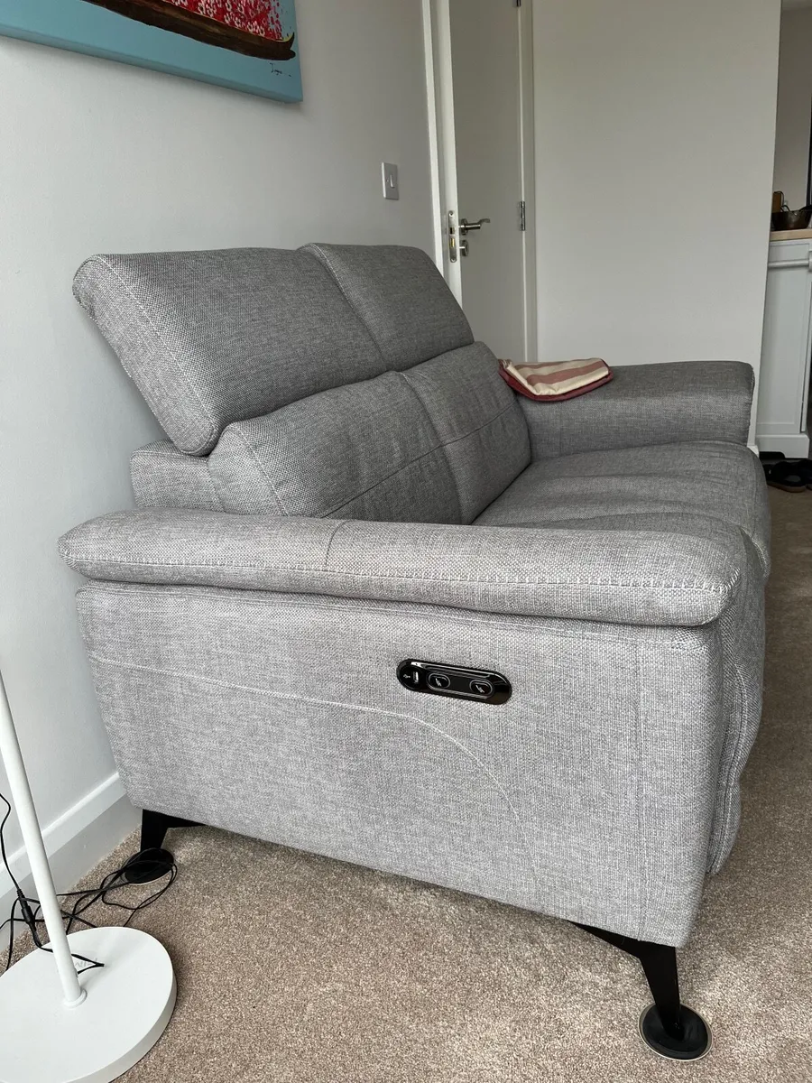 sofa - Image 3