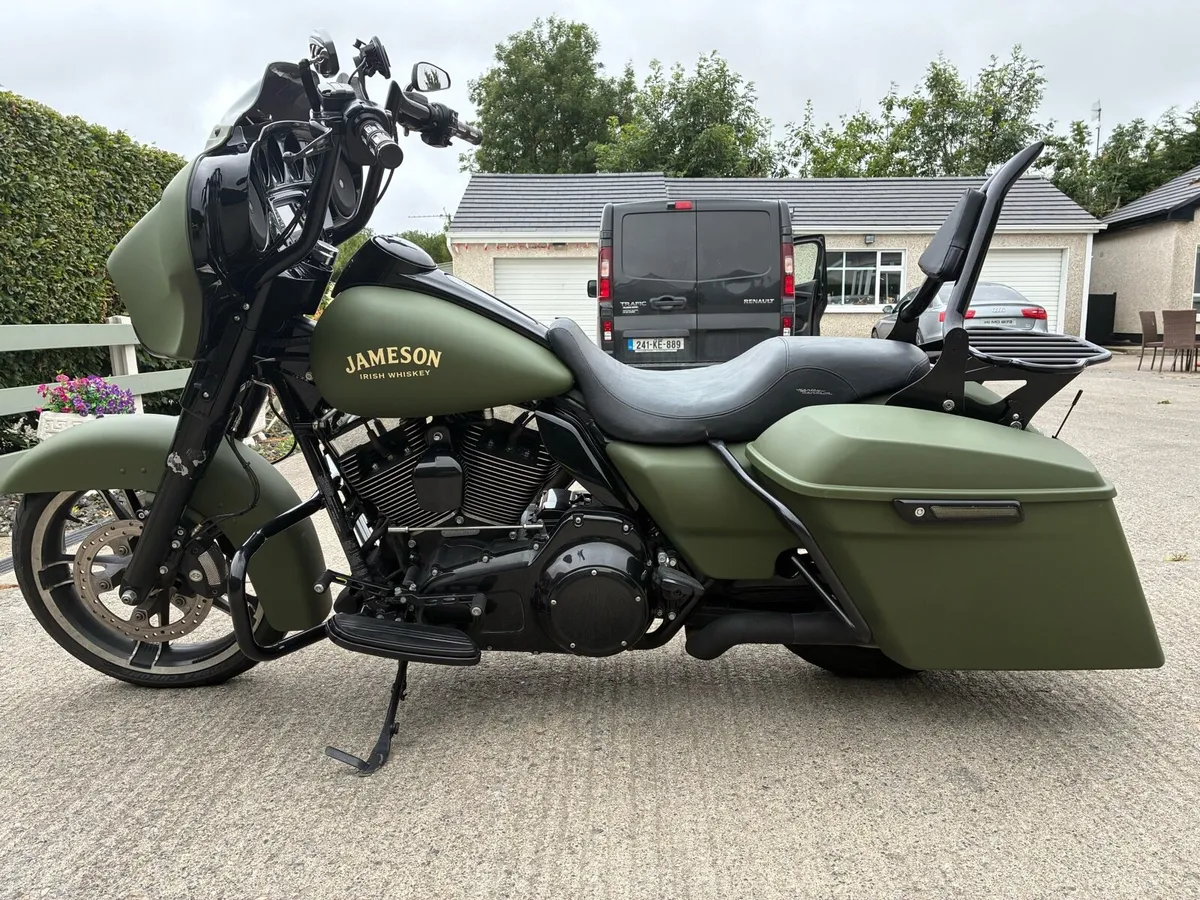 Harley Davidson Street Glide - Image 4