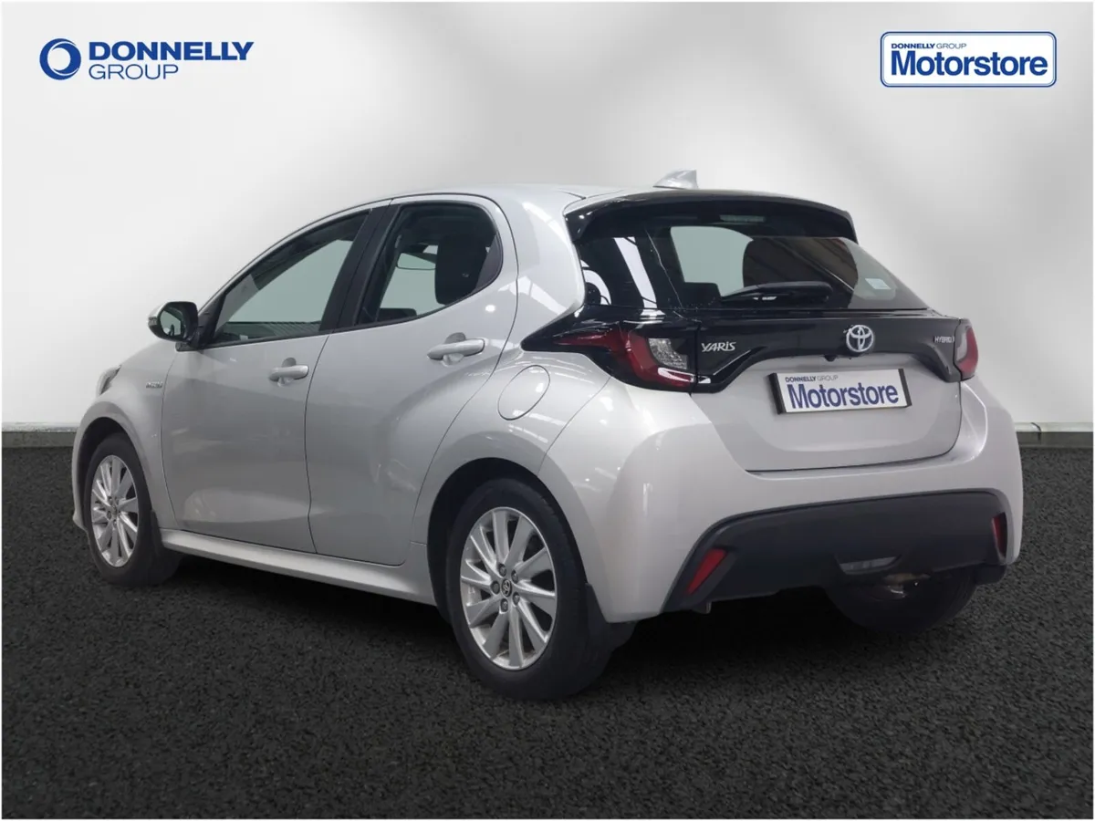 Toyota Yaris Hatchback Design - Image 2