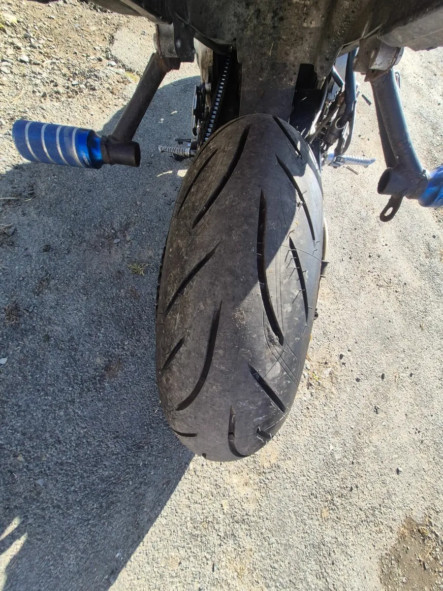 *Honda CBR F4i stunt bike* - Image 3