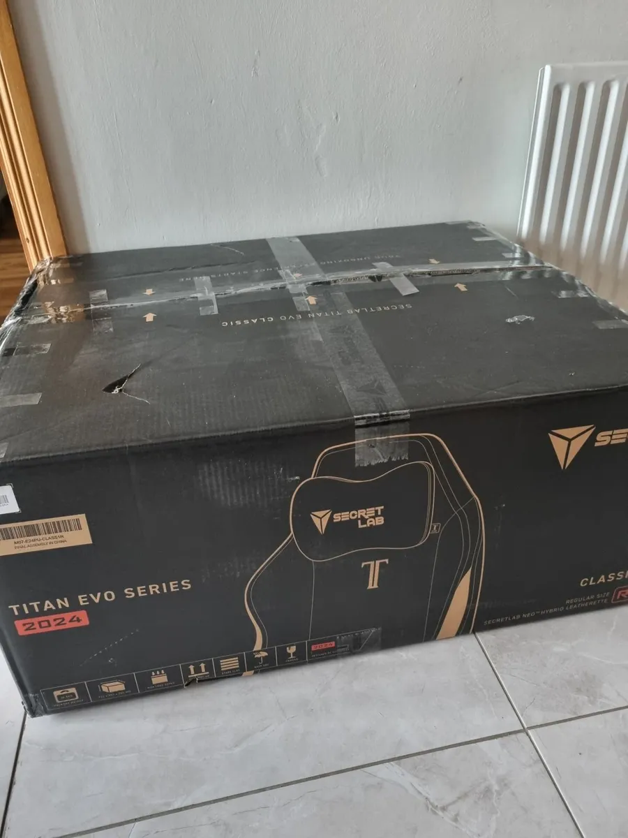 Secretlab TITAN Evo Chair - Image 4