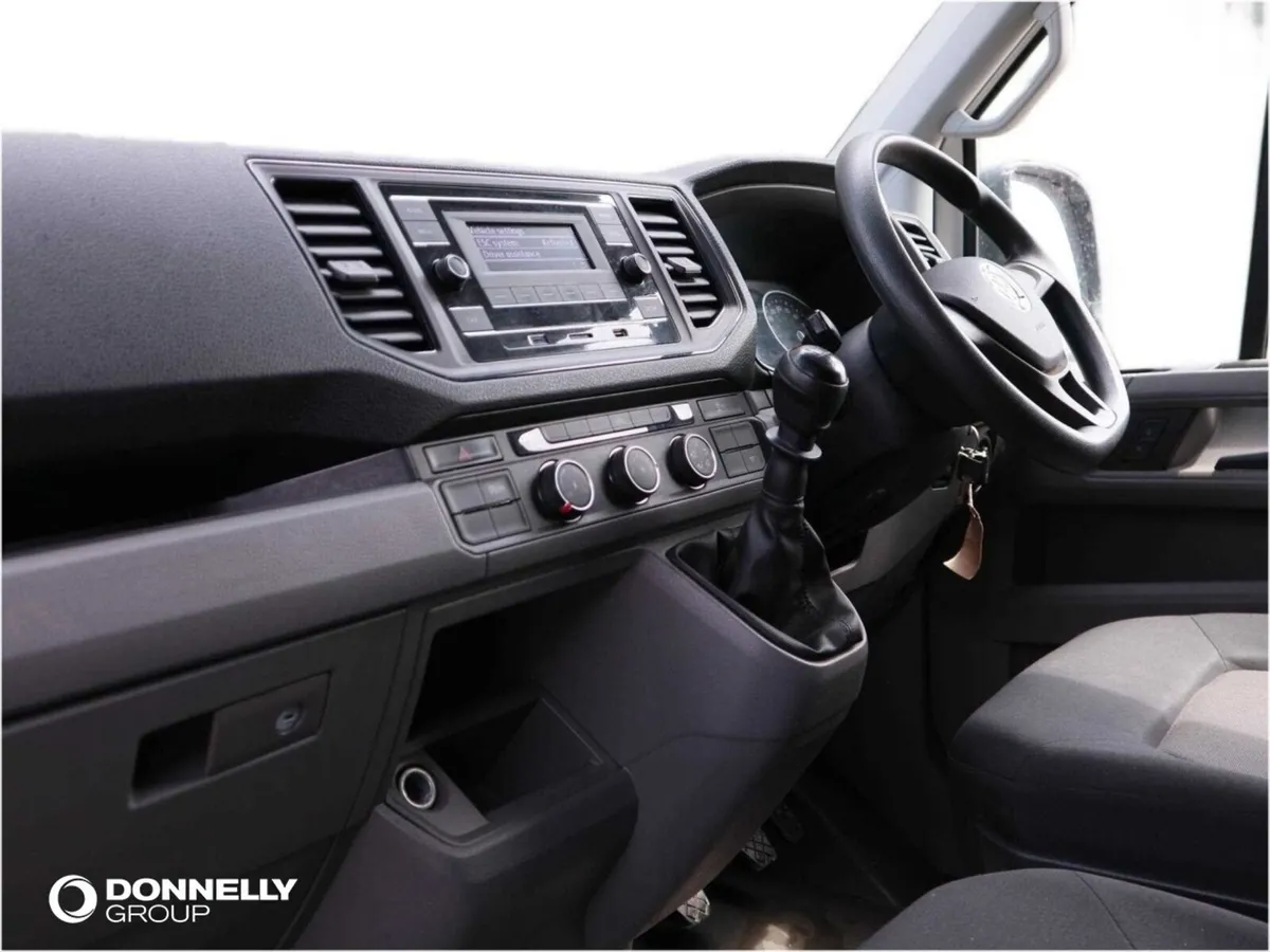 Volkswagen Crafter Cr35 Lwb Diesel Fwd Startline - Image 2