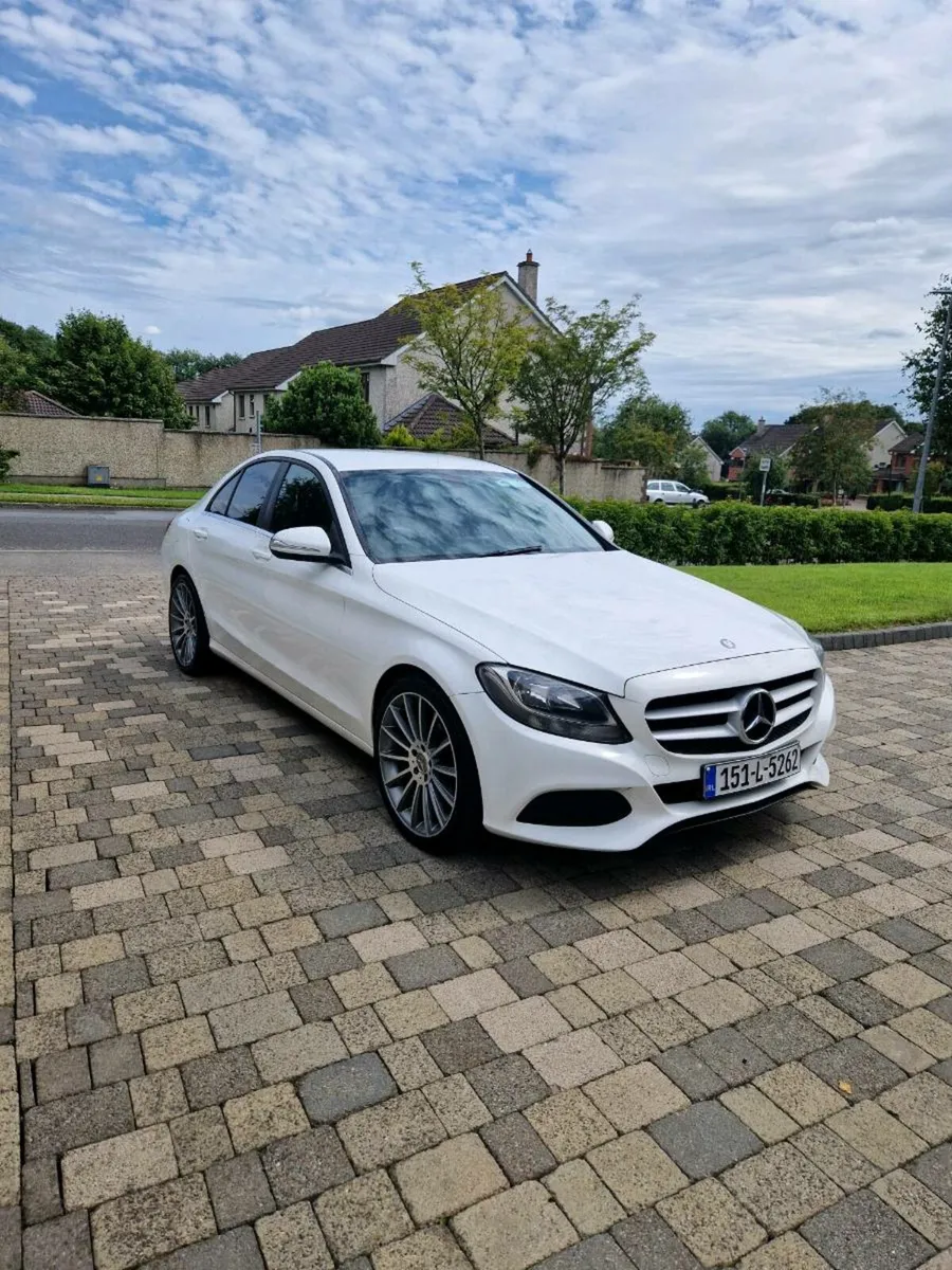 Mercedes C220 Automatic - Image 2