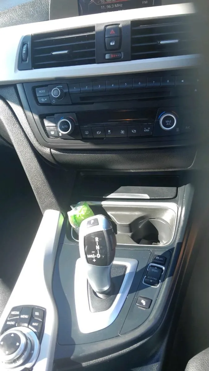 Car - Image 2