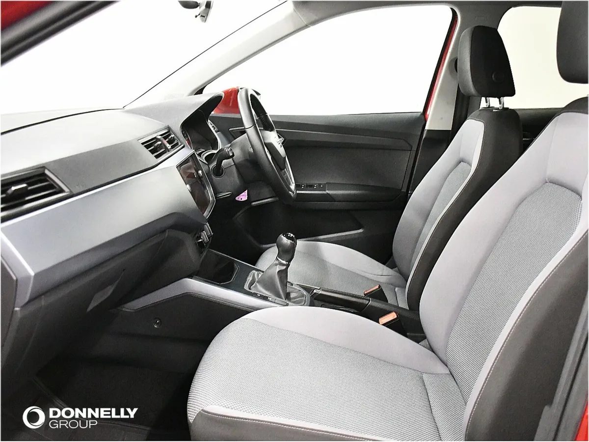SEAT Arona Hatchback SE Technology - Image 2