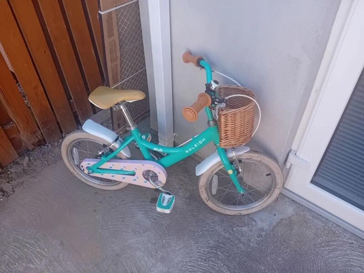 Molli 16" Bike - Image 1