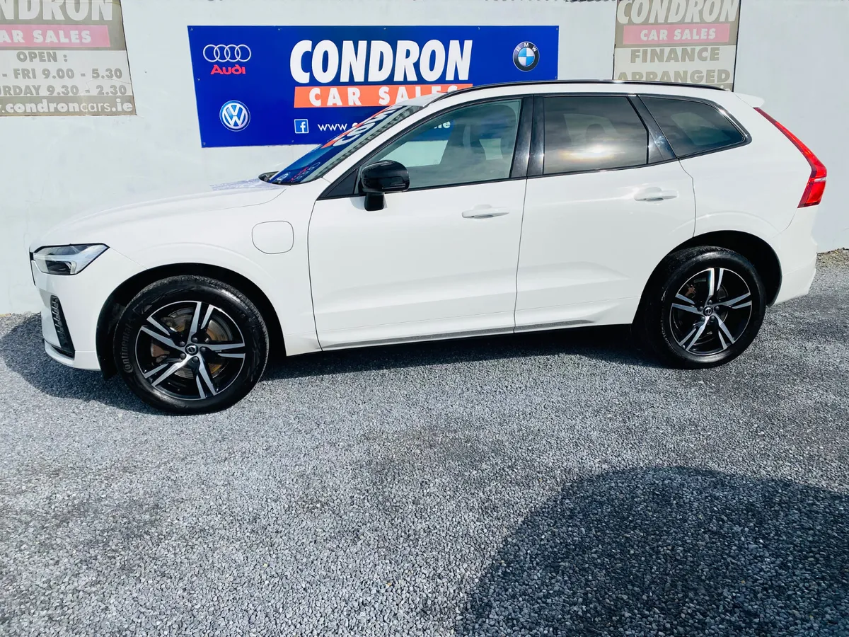 2022 VOLVO XC60 2.0 R-DESIGN T6 RECHARGE AWD AUTO - Image 2