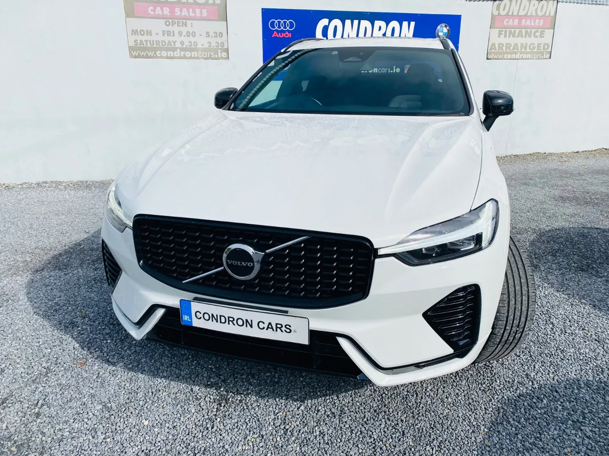 2022 VOLVO XC60 2.0 R-DESIGN T6 RECHARGE AWD AUTO - Image 3