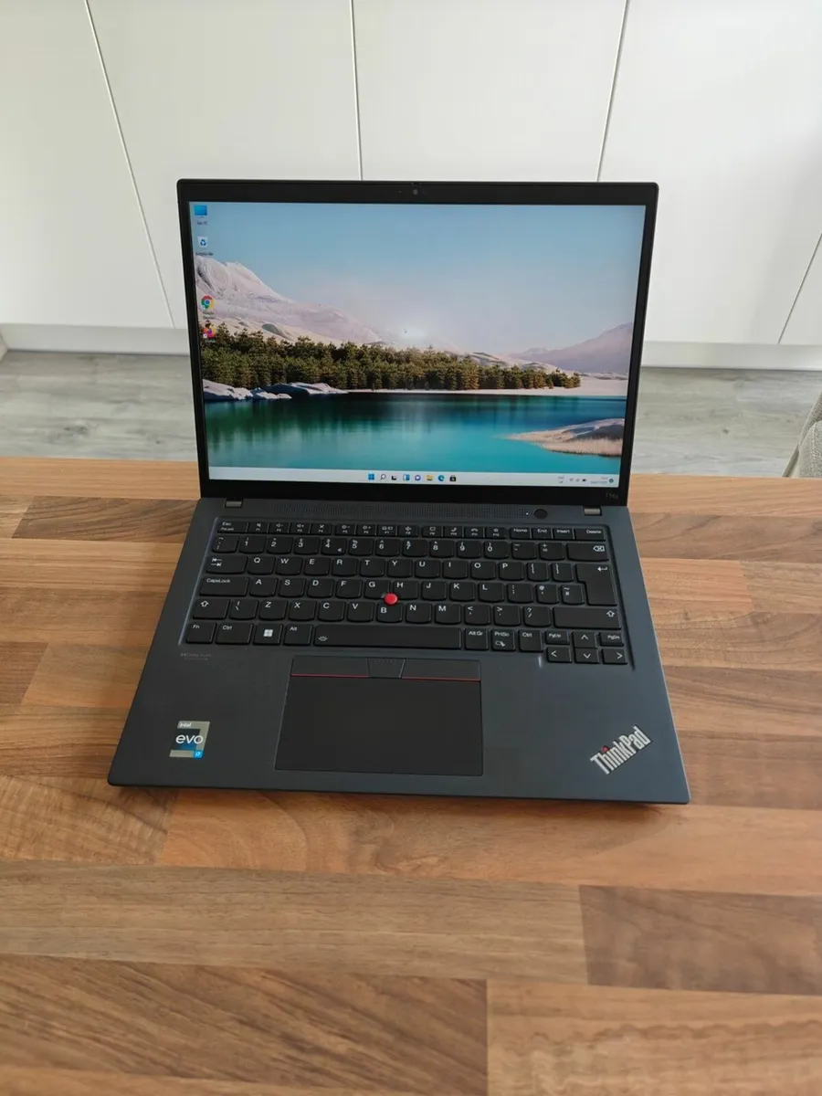 Lenovo ThinkPad T14s Laptop | 12th gen i7 | 16GB | - Image 1