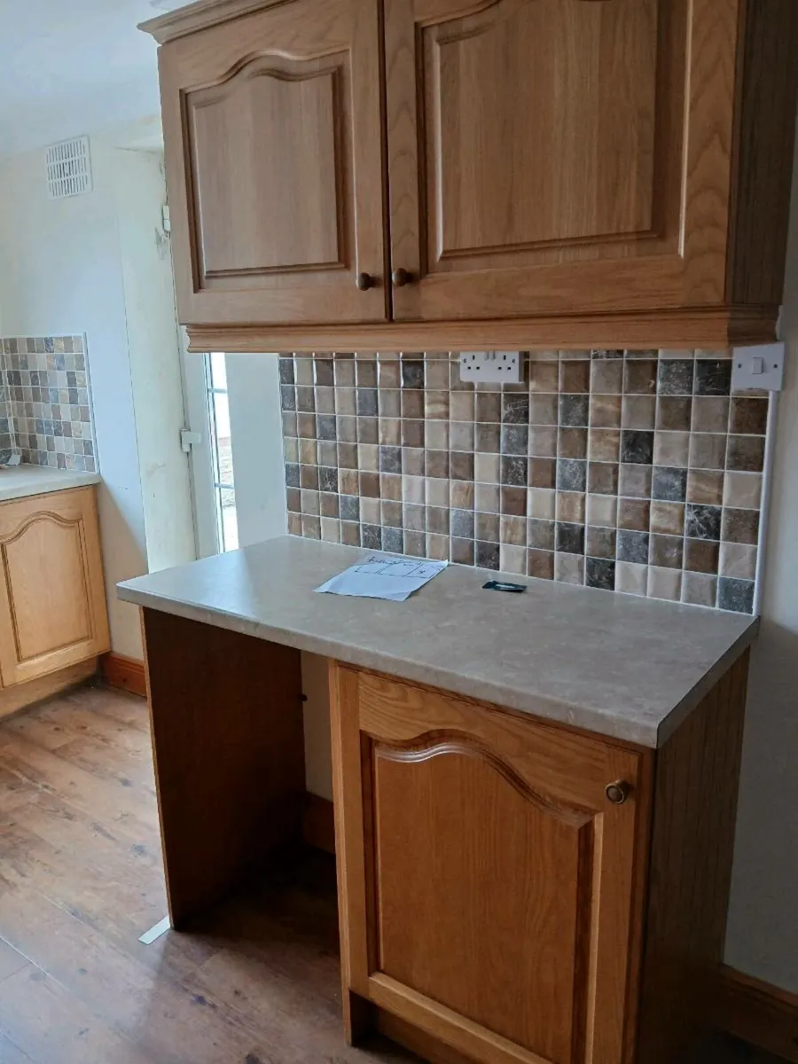 Kitchen cupboards - Image 3