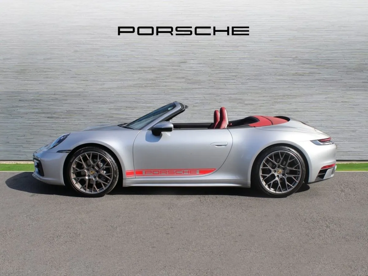 Porsche 911 Carrera Cabriolet - Image 4