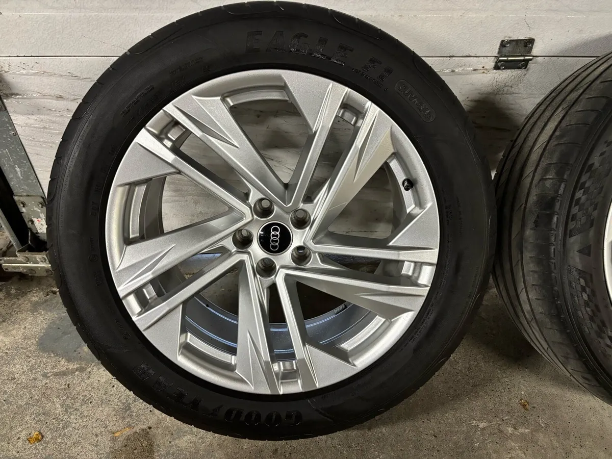 20 Inch Audi Q7 Wheels - Image 2