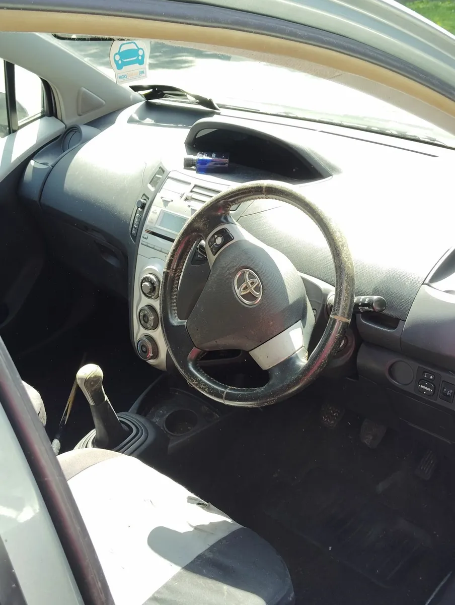 Toyota Yaris 2006 - Image 1