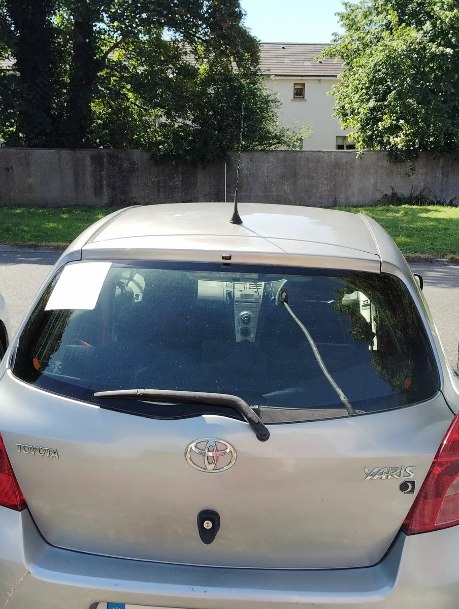 Toyota Yaris 2006 - Image 3