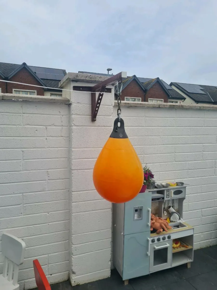 Boxing bag - Image 2