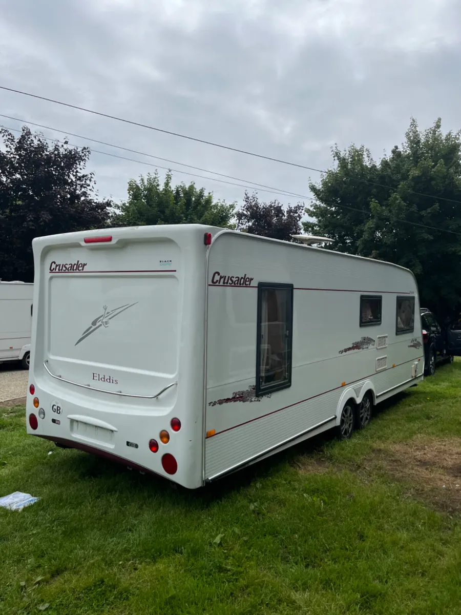 Elddis Crusader 4 Berth Fixed Bed Caravan - Image 3