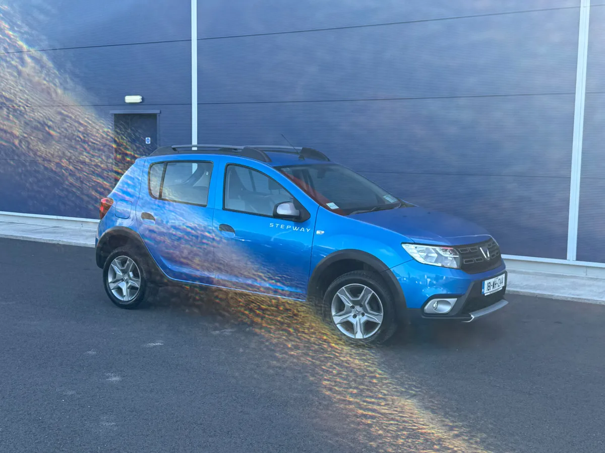Dacia Sandero Stepway 2018 very clean - Image 4