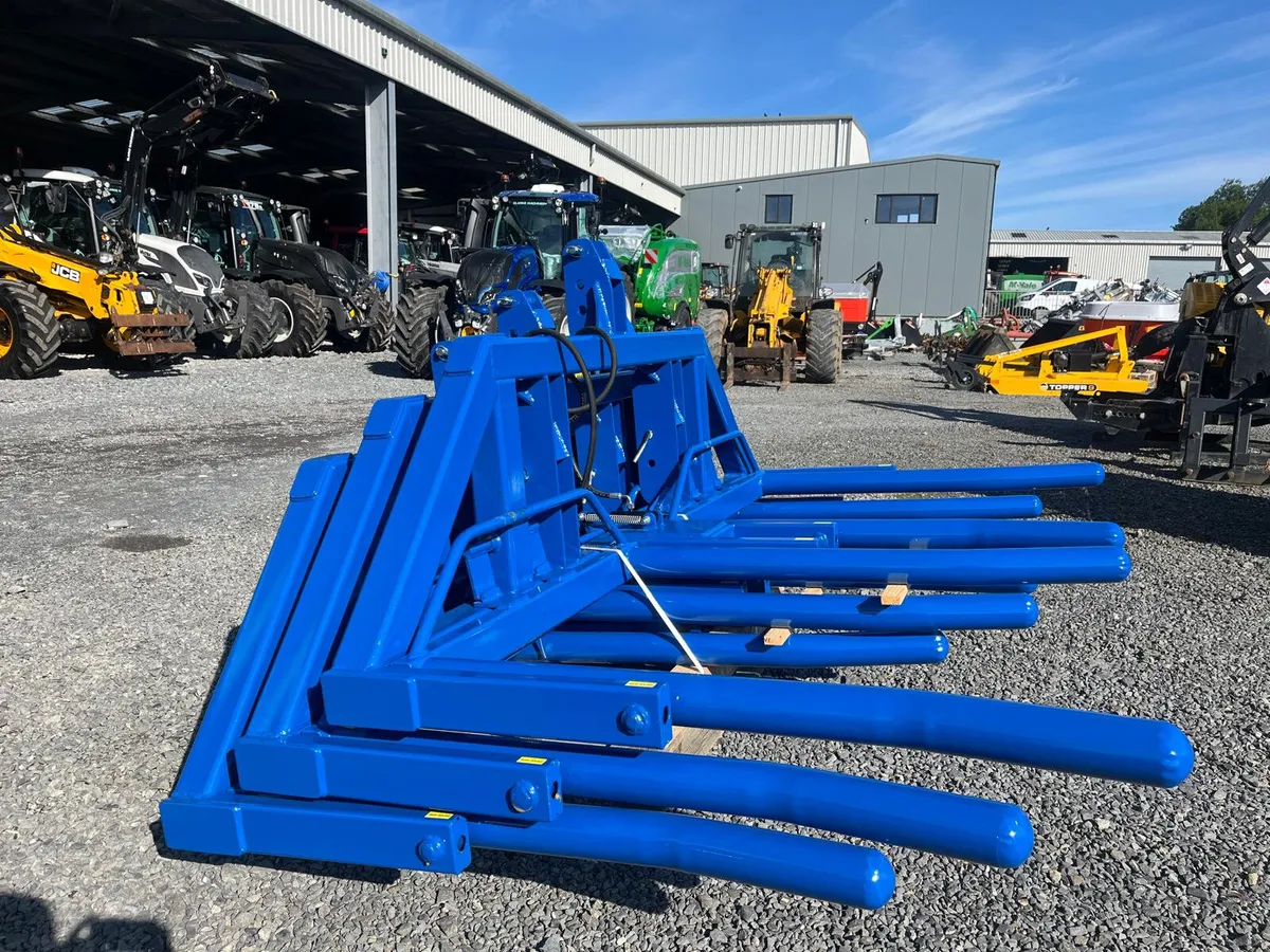 Dowd Double Bale Lifters