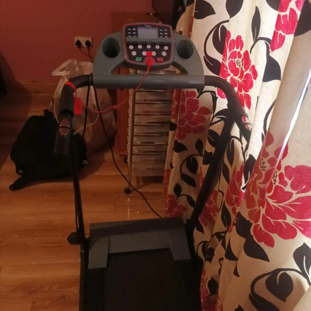 Treadmill - Image 1