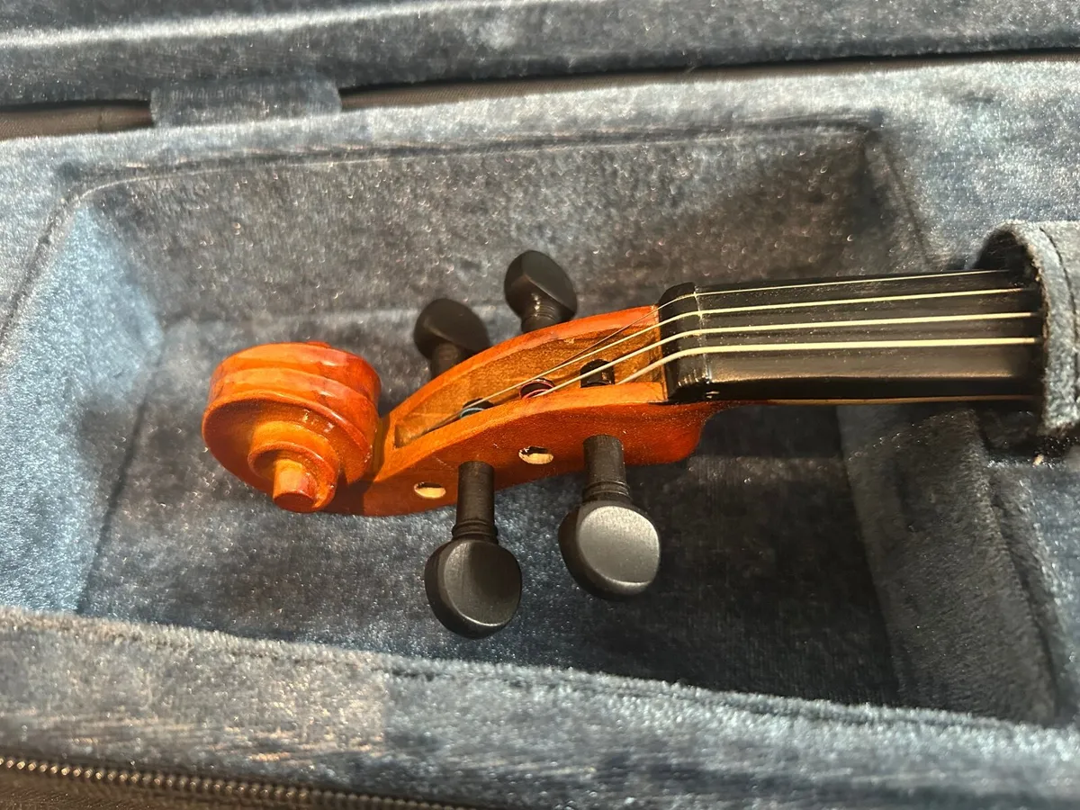 Valencia Violin - Image 2