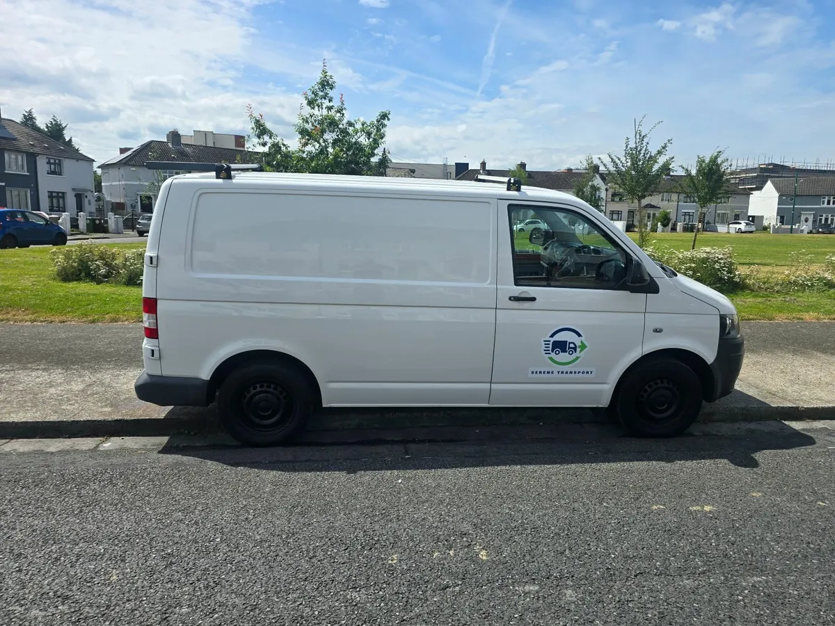 Volkswagen Transporter 2013 - Image 2