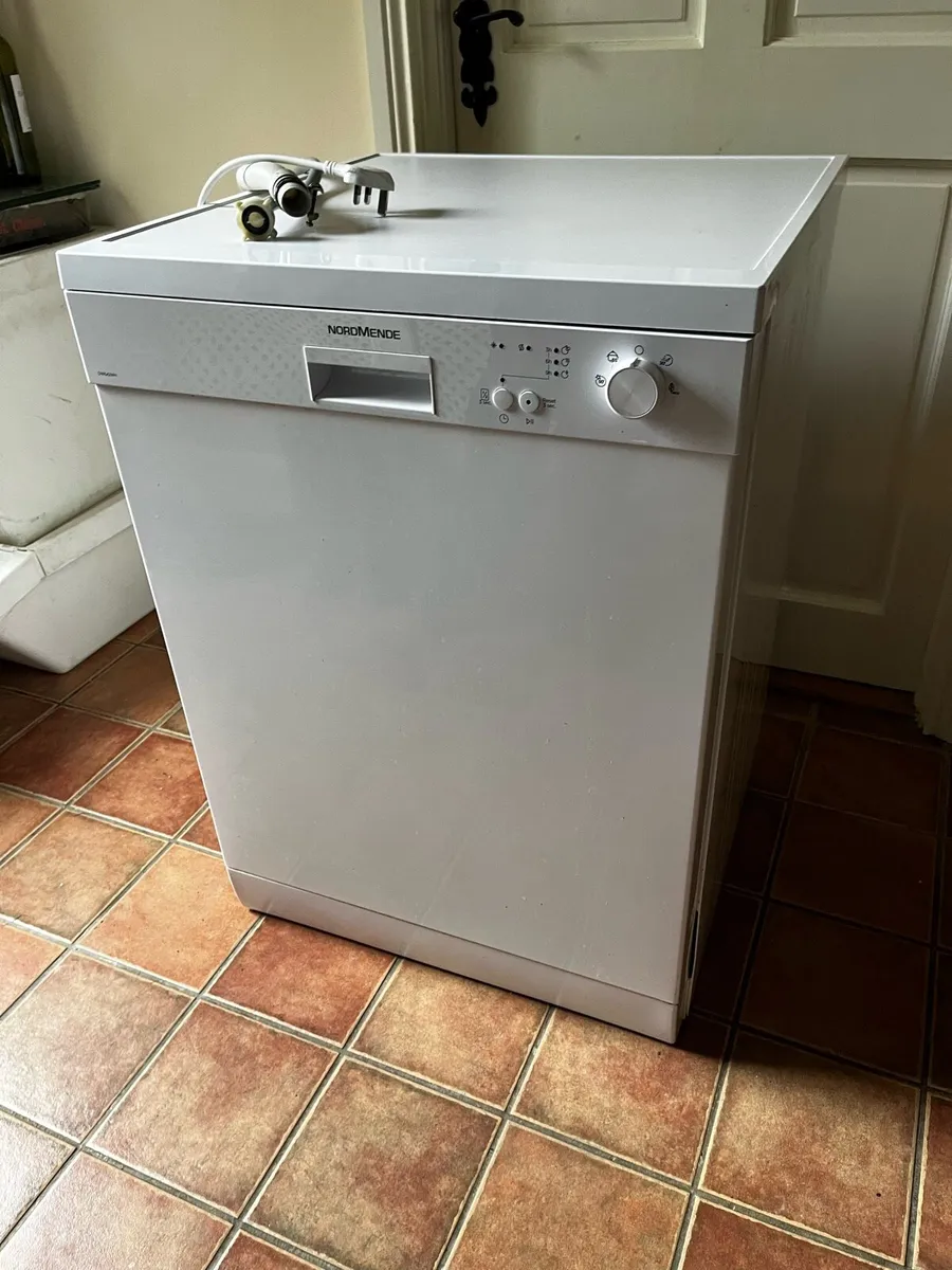 Dishwasher - Image 2