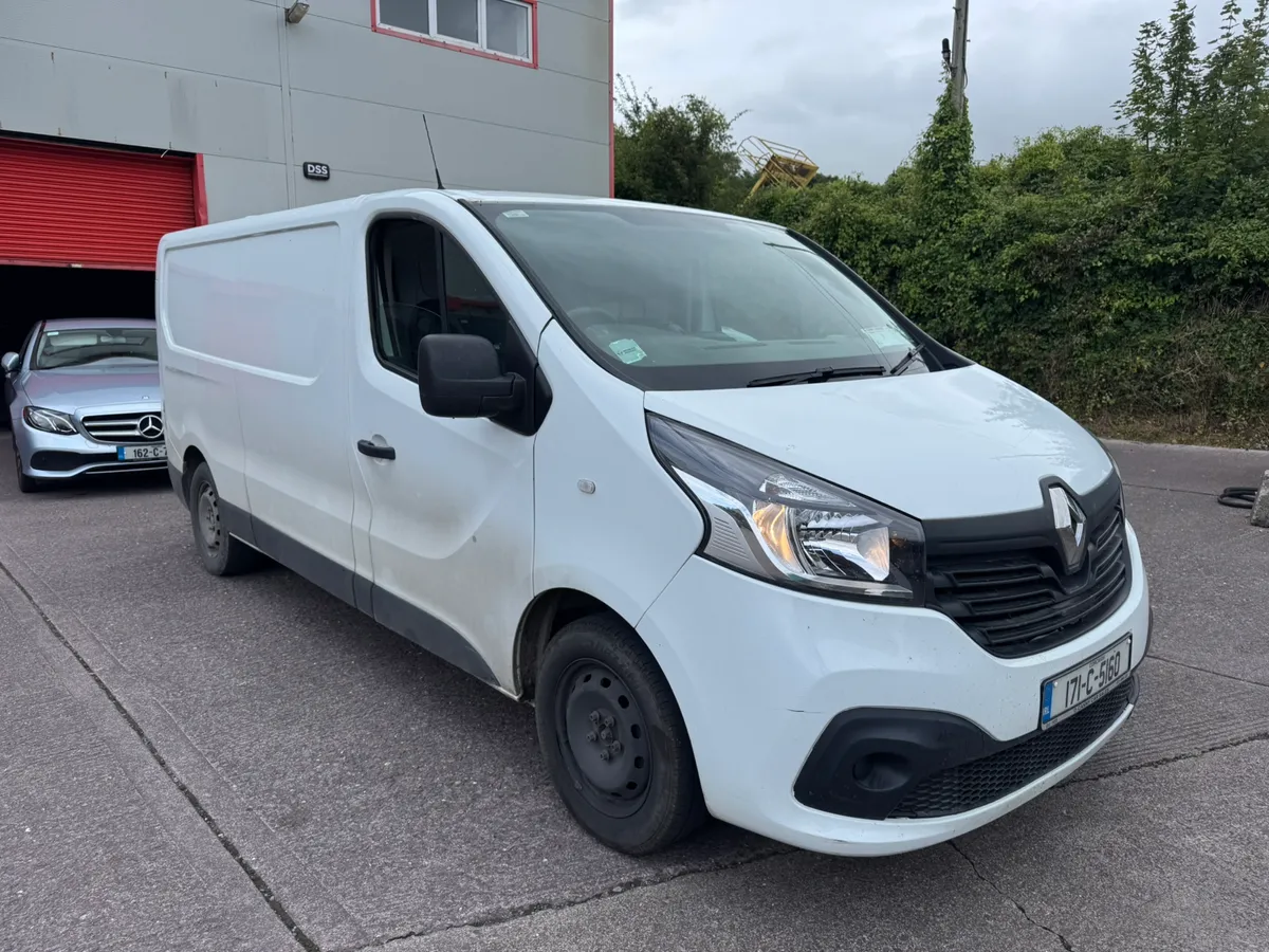 171 Renault traffic  no damage - Image 1