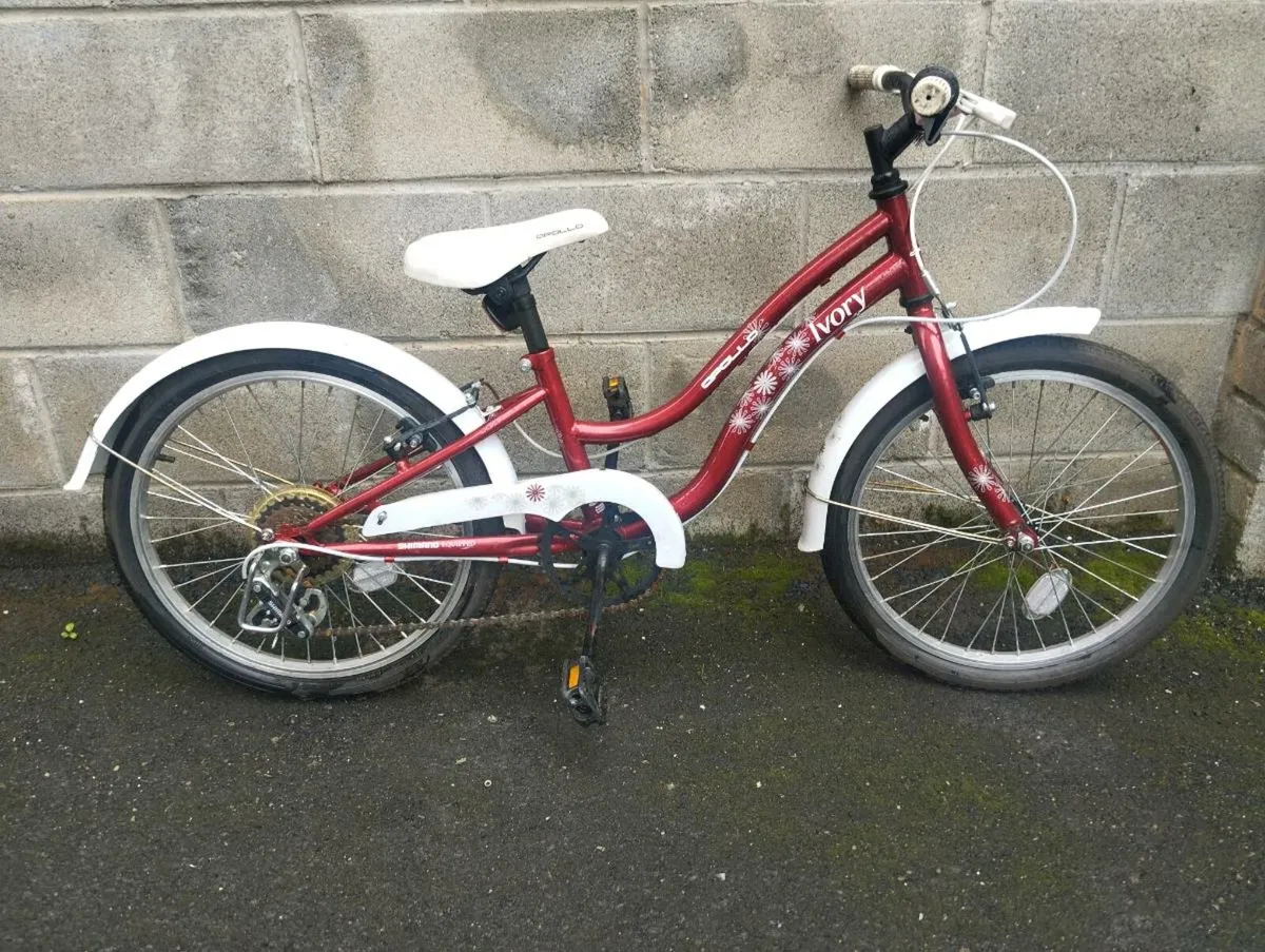 Girls 20inch bike - Image 1