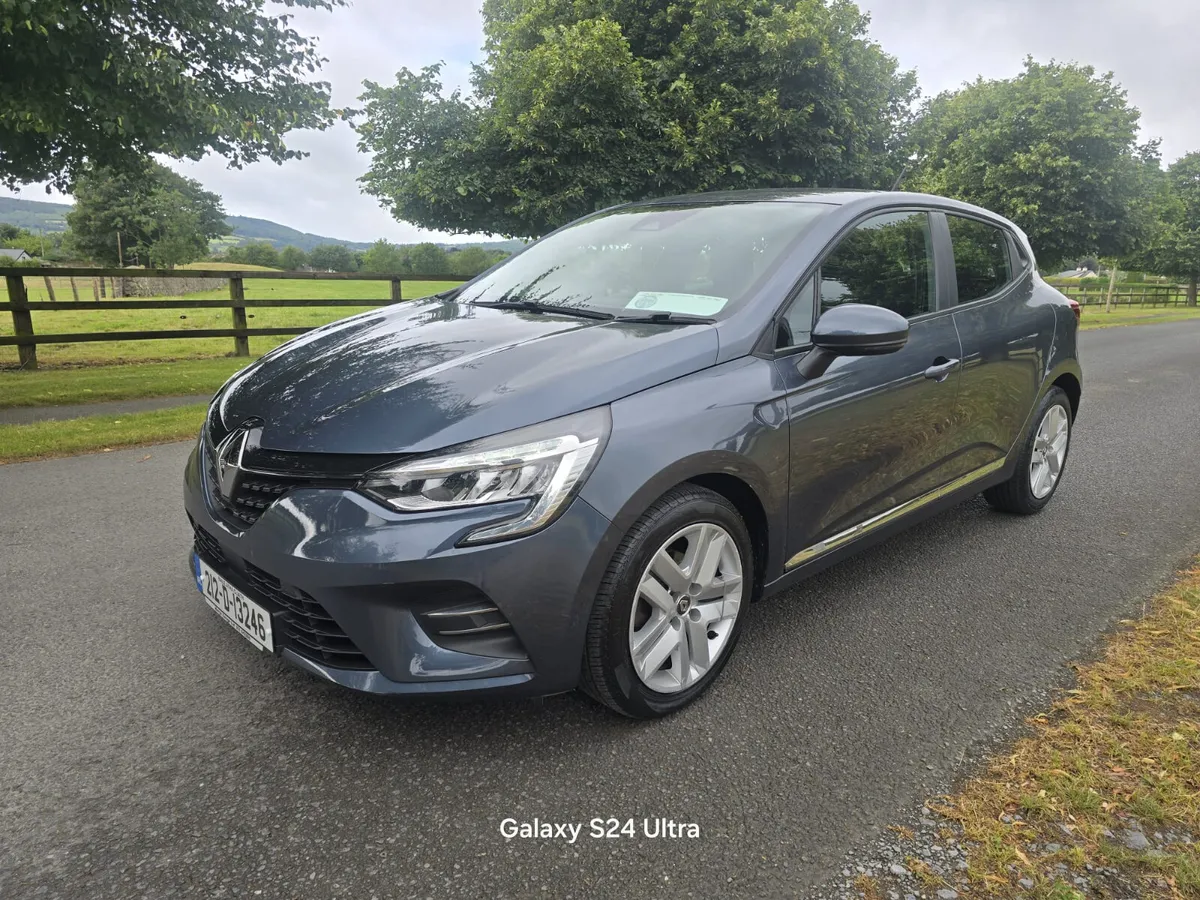~Renault Clio ~2021~ - Image 2