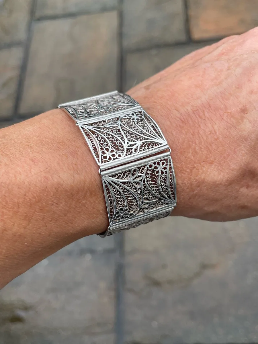 Vintage Silver Filigree Panel Bracelet - Image 1