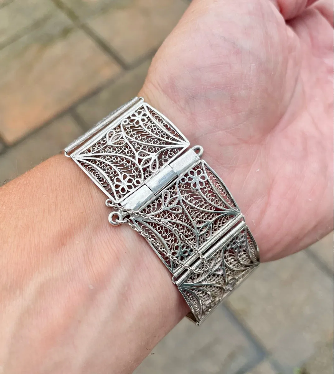 Vintage Silver Filigree Panel Bracelet - Image 4