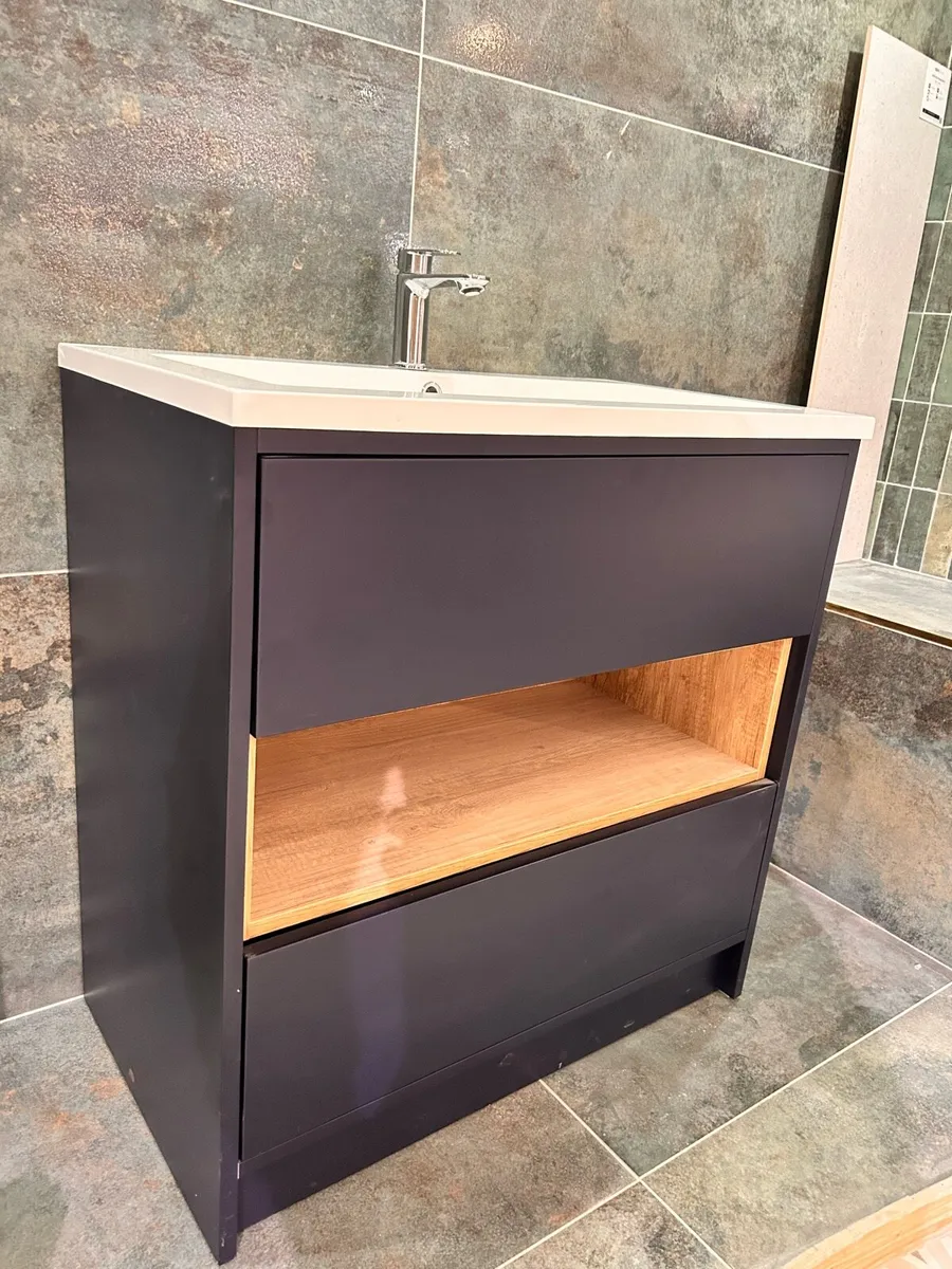 Bathroom vanity unit 800mm - Image 1