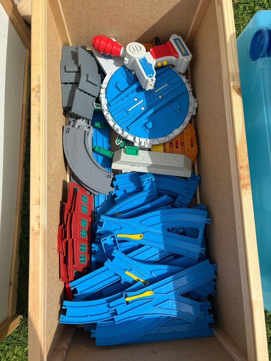 Thomas The Tank Engines and Track - Image 3