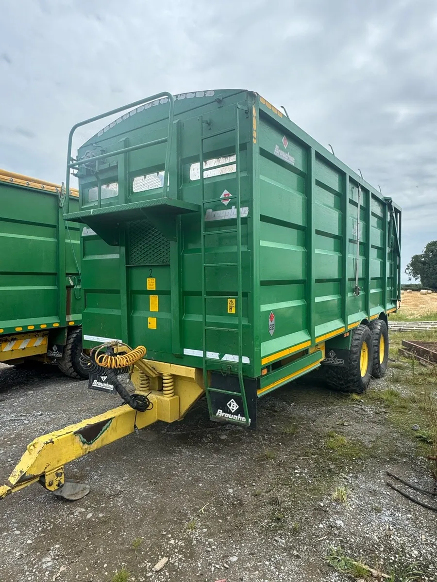22’ broughan - Image 1