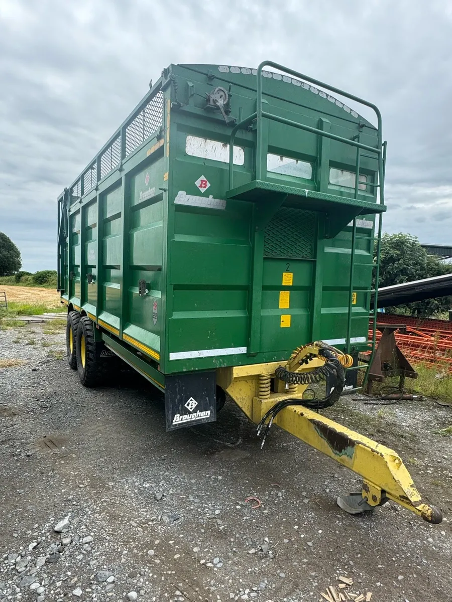 22’ broughan - Image 2