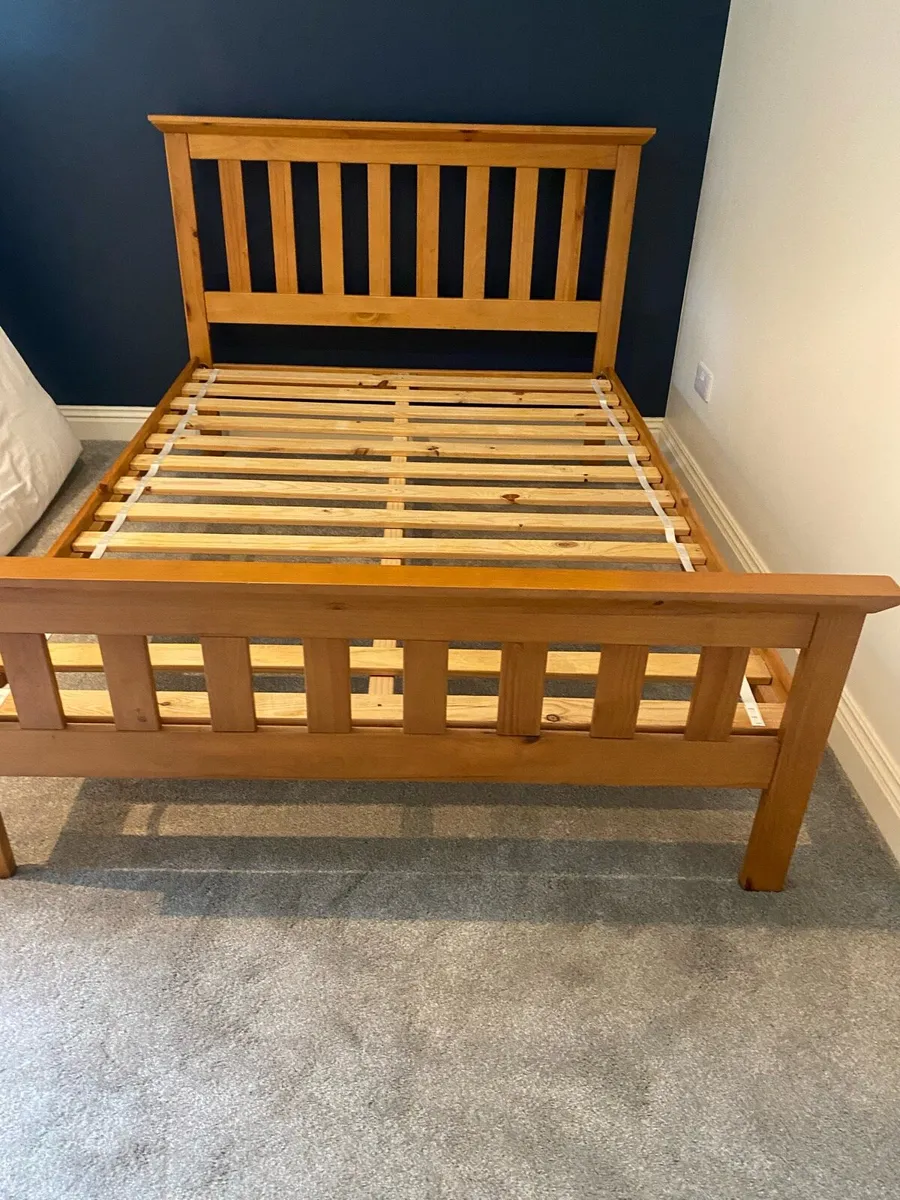 Set of Bedroom furniture  3 pieces together - Image 4