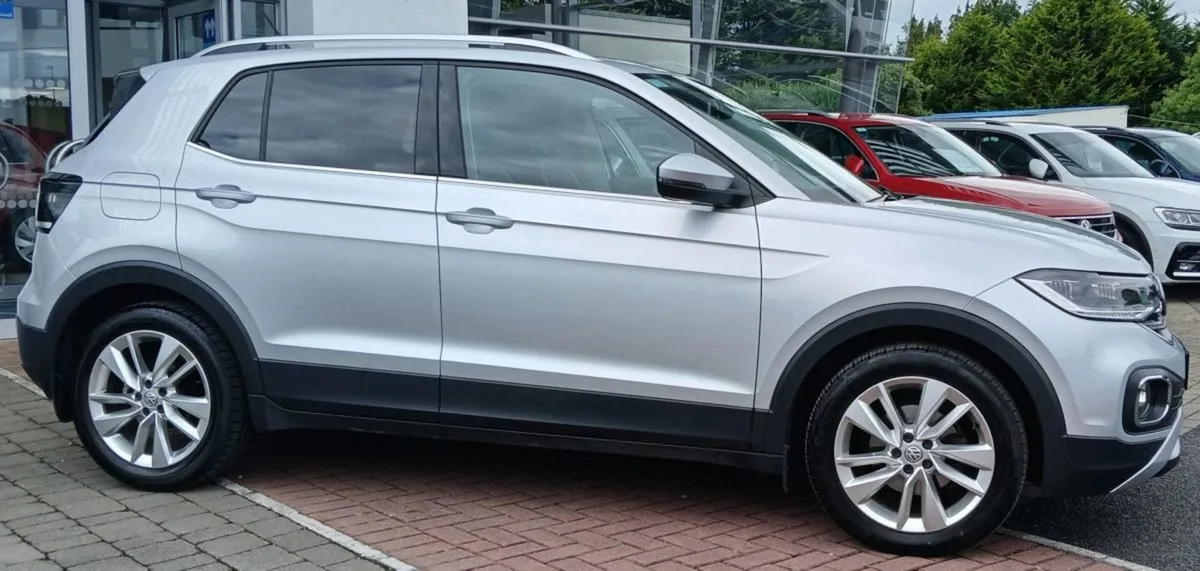 Volkswagen T-Cross Style 1.0 TSI 115HP  rear View - Image 2