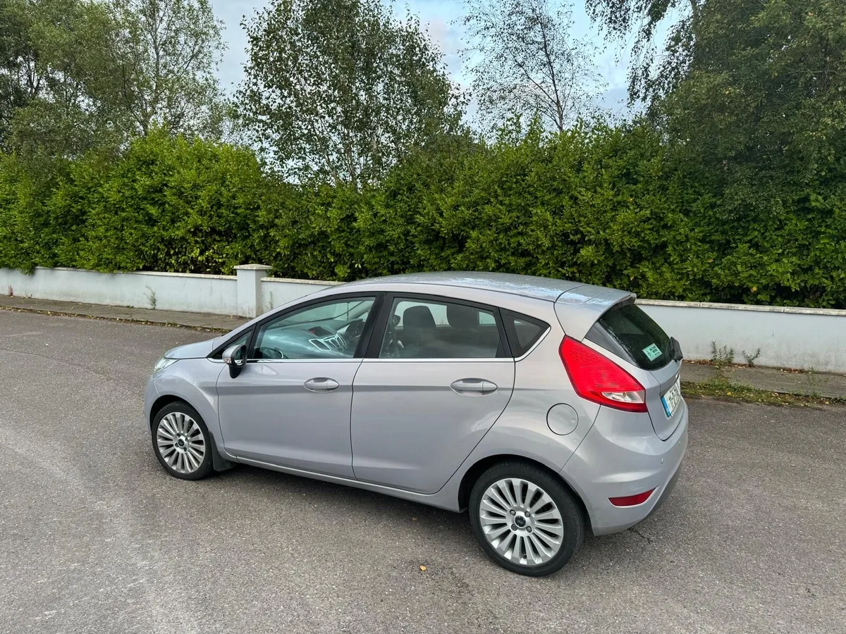 FORD FIESTA TITANIUM 1.25 60PS 5DR - Image 4