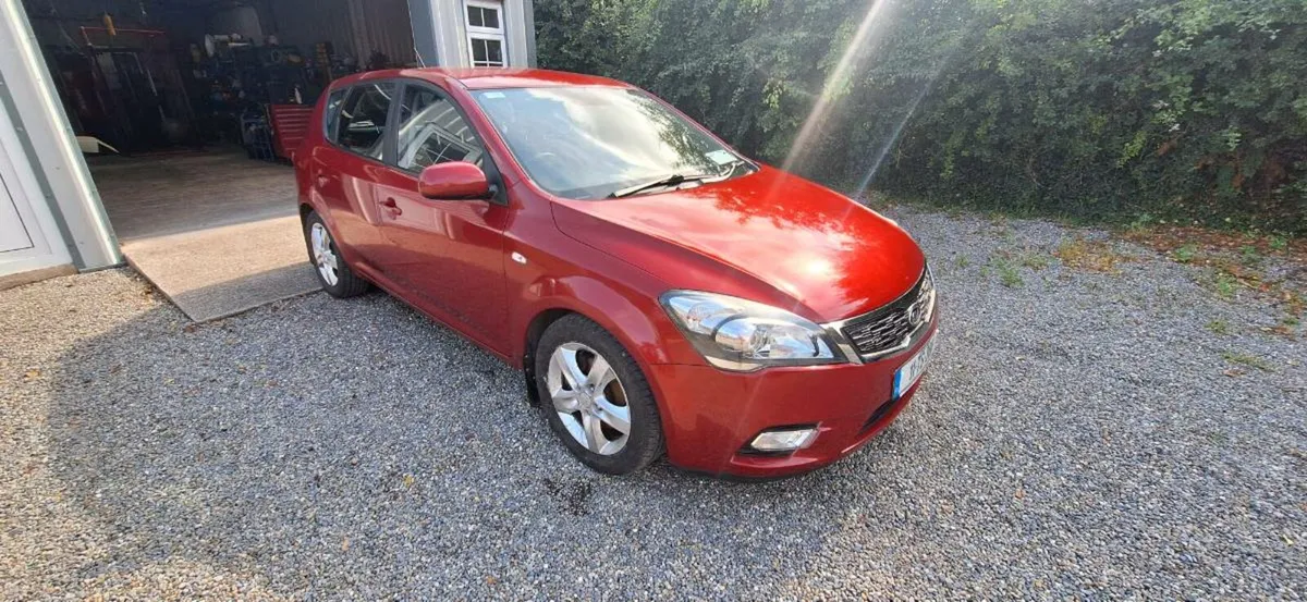 Kia Ceed 1.6 D TX 5DR - Image 2