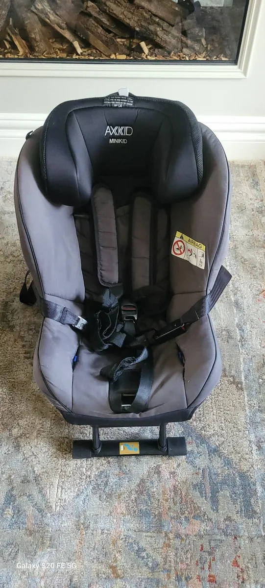 Axkid minikid ERF carseat