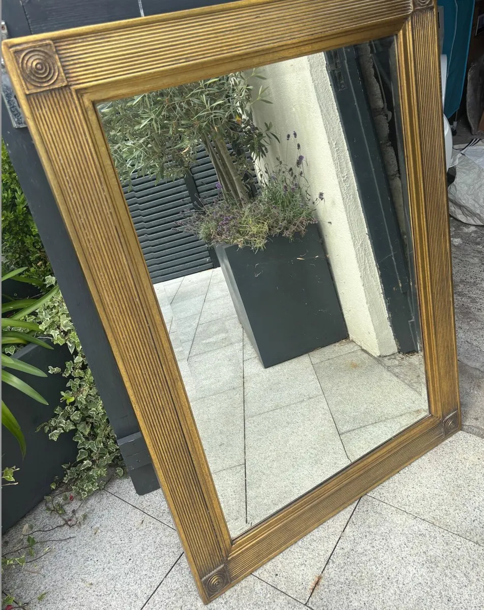 Mirror - Image 1