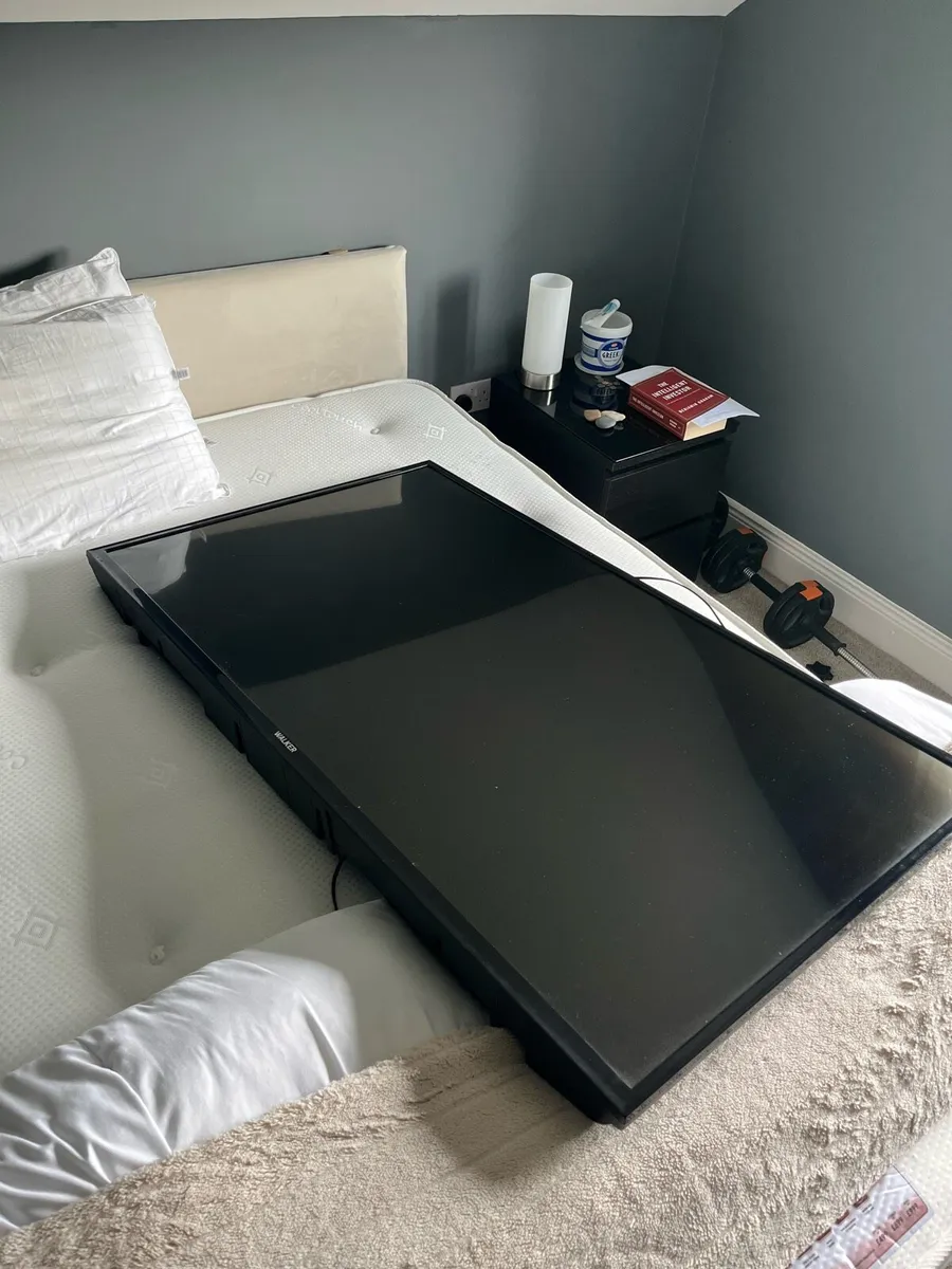 Tv - Image 1