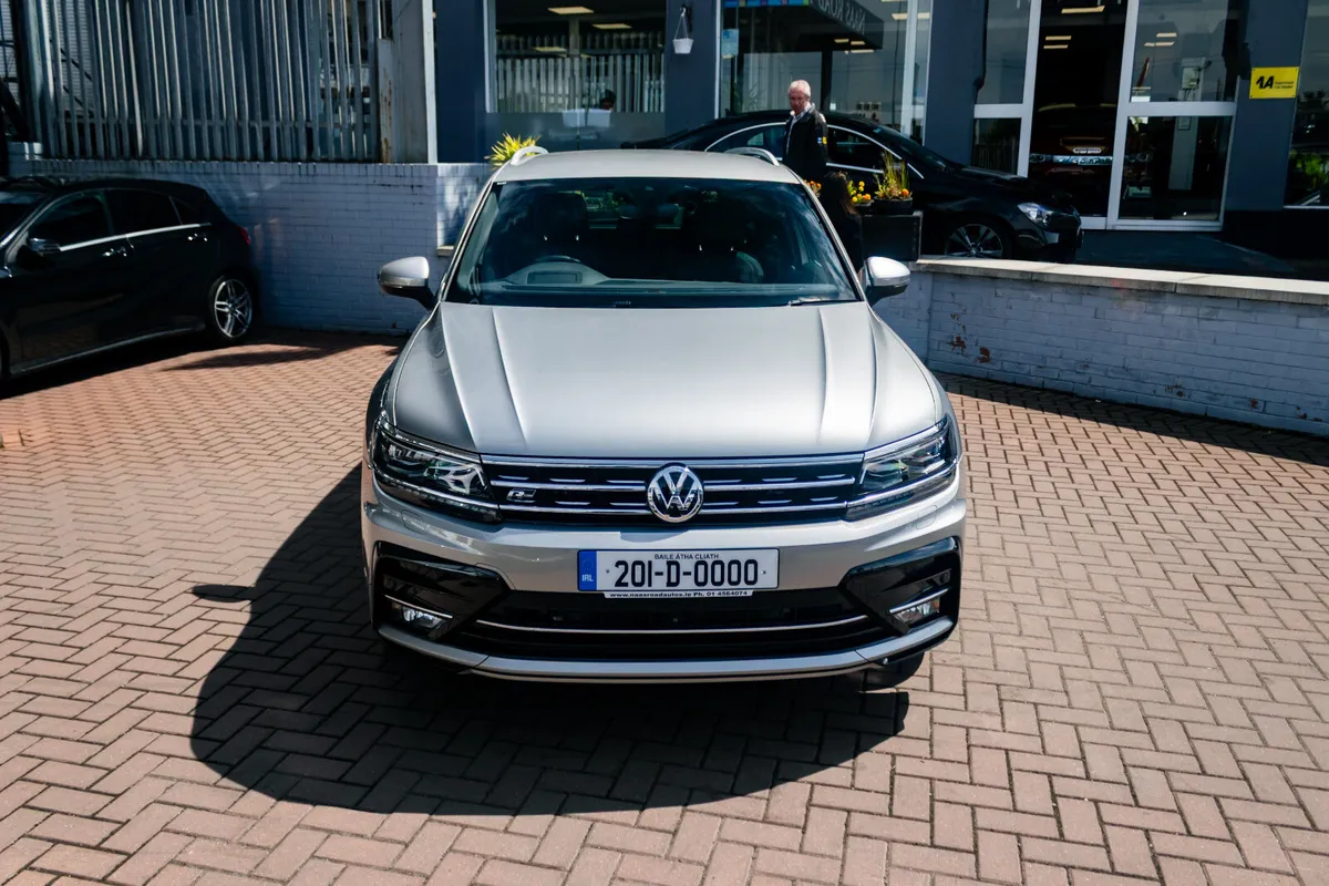 2.0TDI R-LINE FOUR MOTION 5DR ESTATE AUTO 4WD // I - Image 2