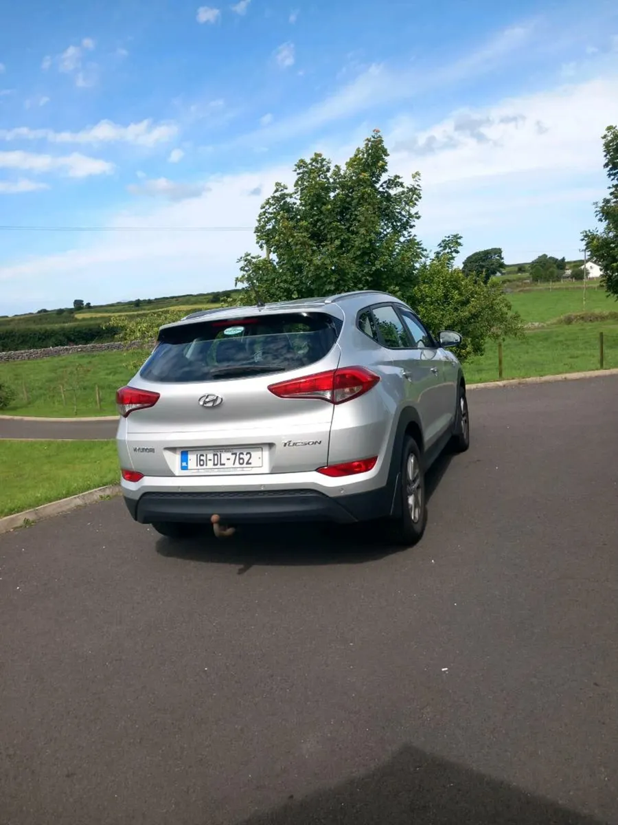 Hyundai tucson - Image 2
