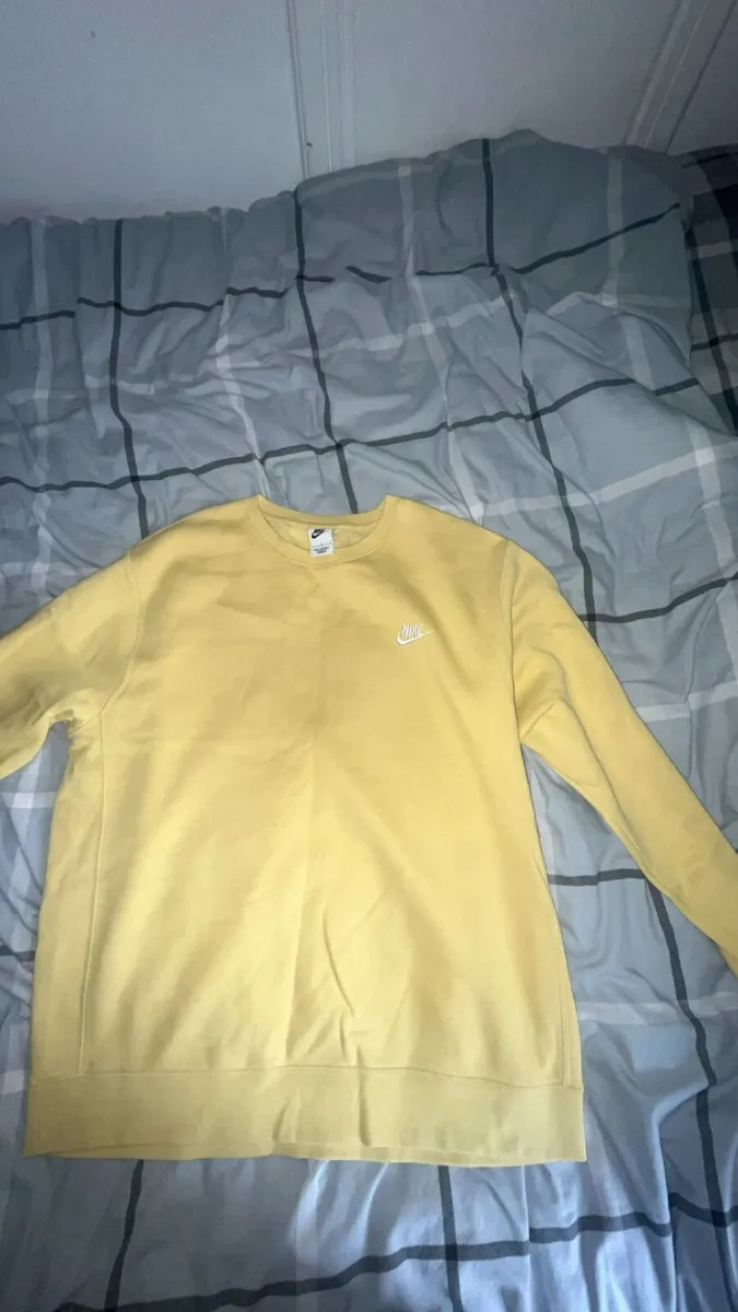Men’s Jumper - Image 1
