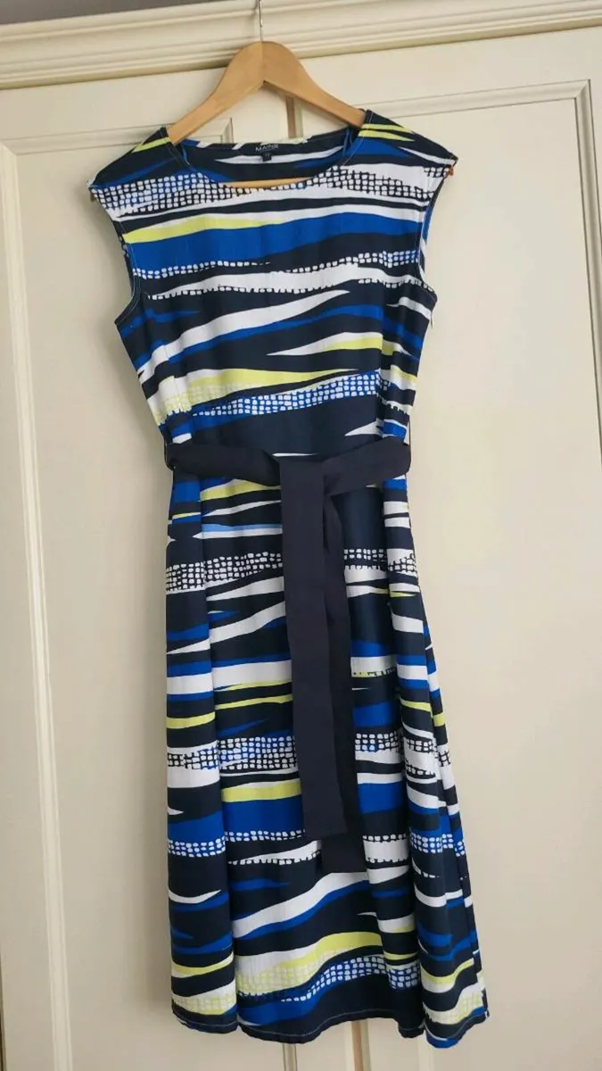 Ladies dress 12